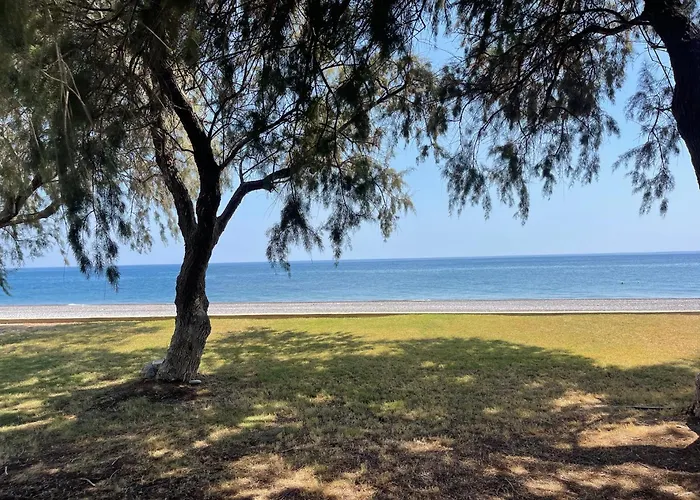 Kiotari Dream Beachfront Villa
