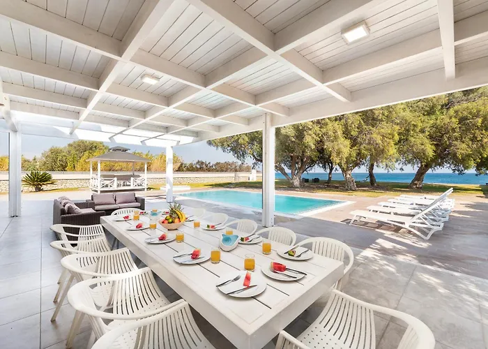 Kiotari Dream Beachfront Villa